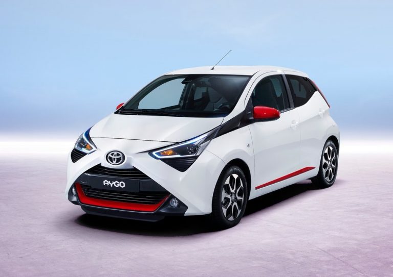 2019 TOYOTA AYGO