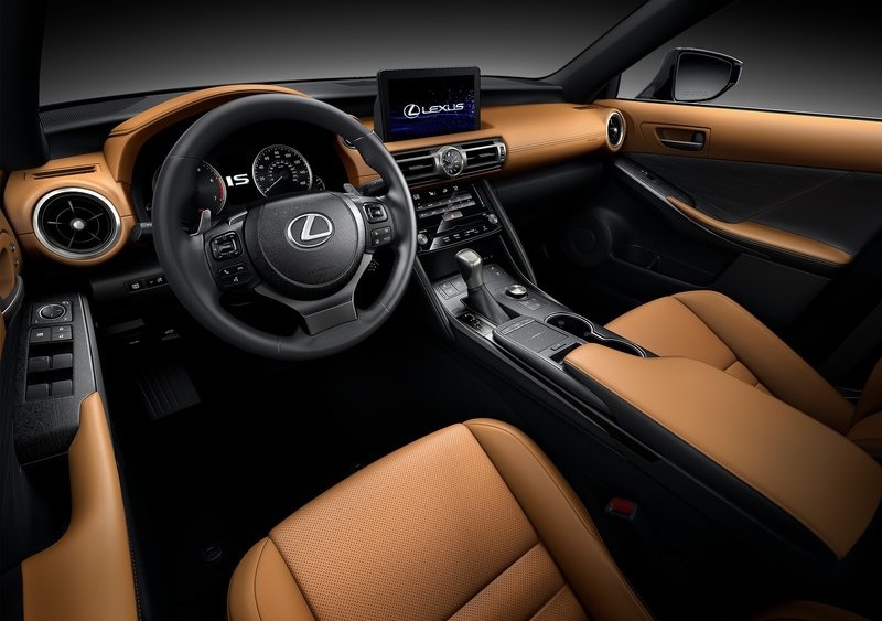 2021 Lexus IS