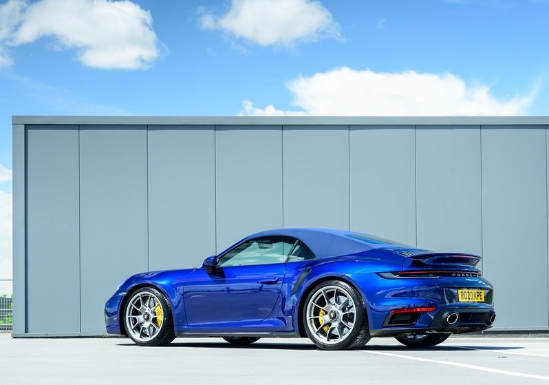 2021 Porsche 911 TURBO S Cabrio