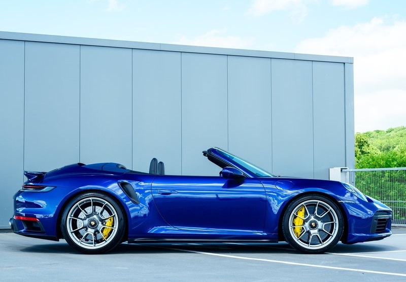 2021 Porsche 911 TURBO S Cabrio