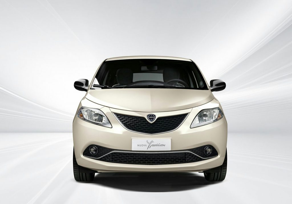 2016 Lancia Ypsilon|Oopscars