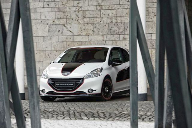 PEUGEOT 208 tuned by MUSKETIER